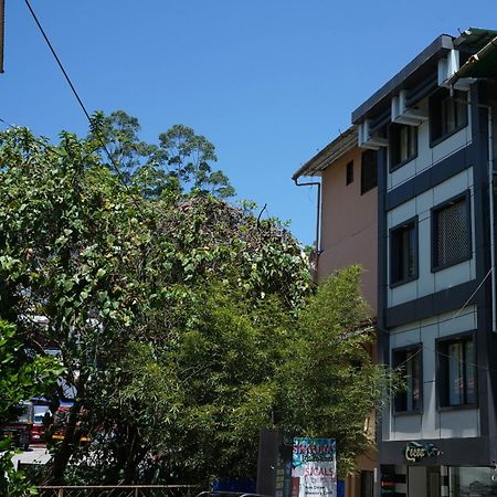 Oyo Hotel Cocoa Tree مونار المظهر الخارجي الصورة